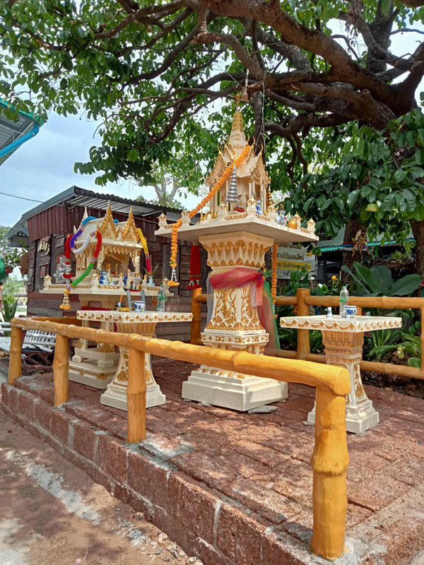 จัดพิธีพราหมณ์