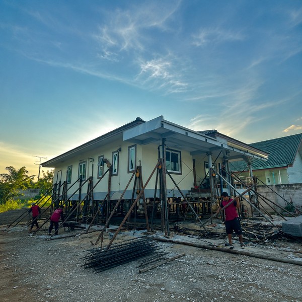 9. บริการแก้บ้านทรุด
