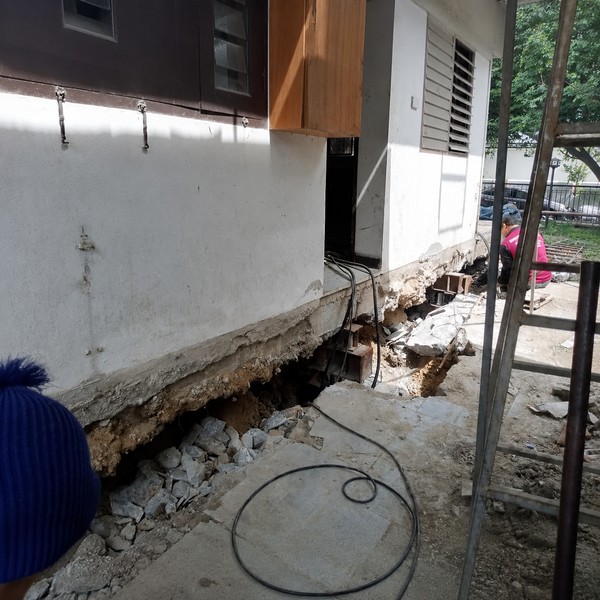 4. ซ่อมบ้านทรุด